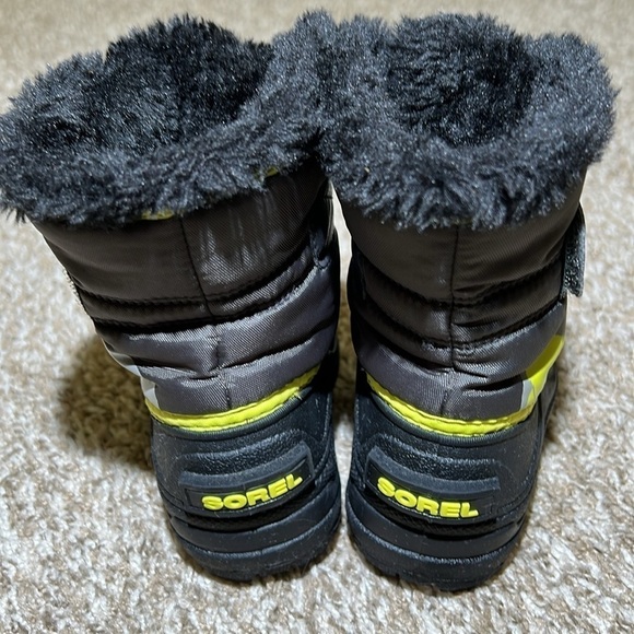 SOREL Commander Faux Fur-Trim Snow Boots - Picture 5 of 8